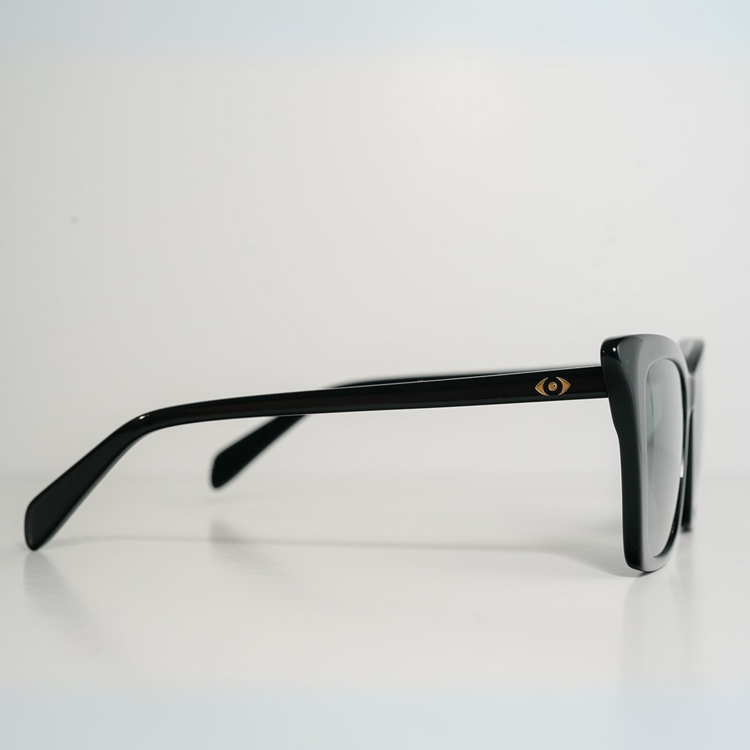 TONI: MIDNIGHT BLACK