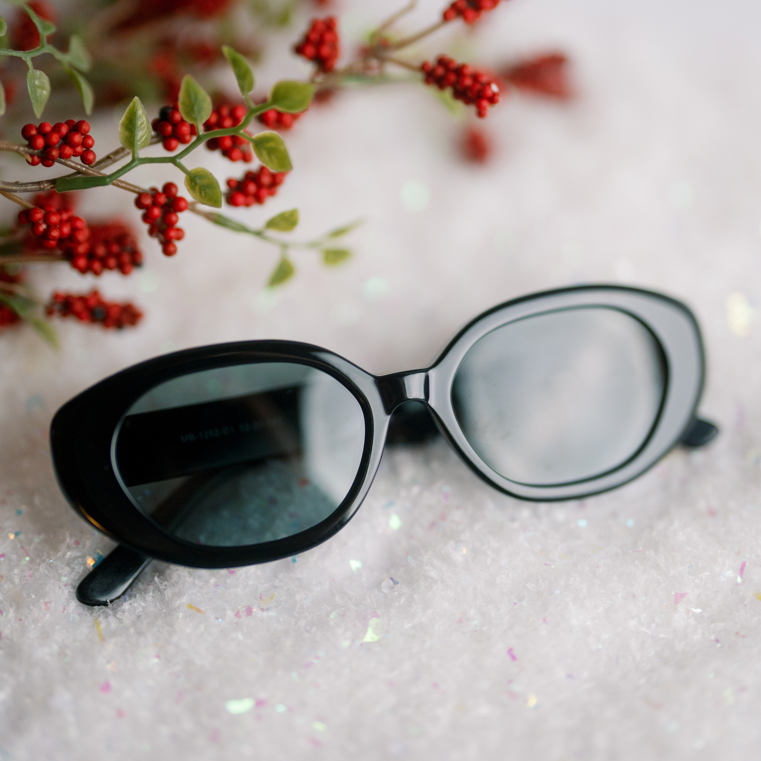 WINNIE: MIDNIGHT BLACK