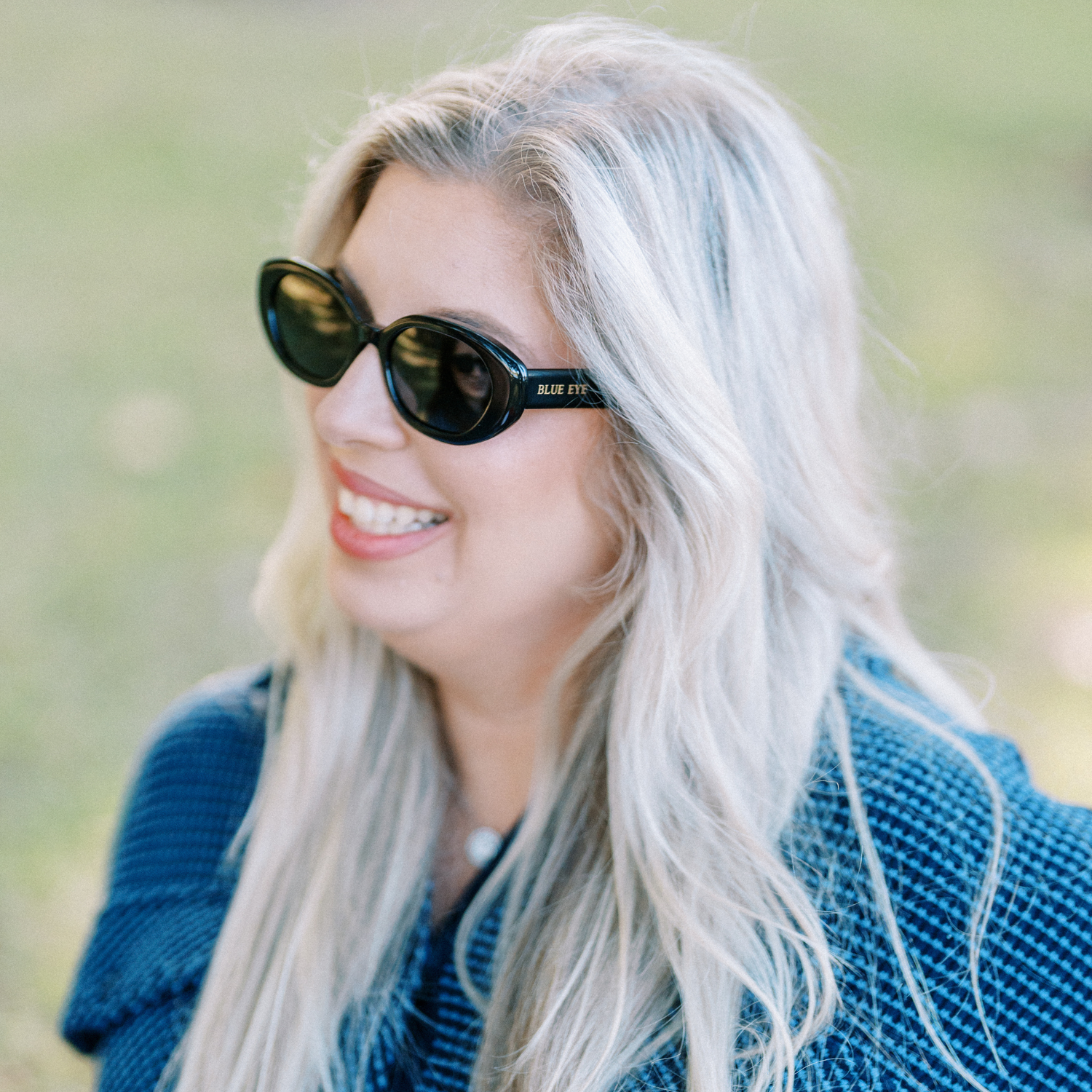 WINNIE: MIDNIGHT BLACK