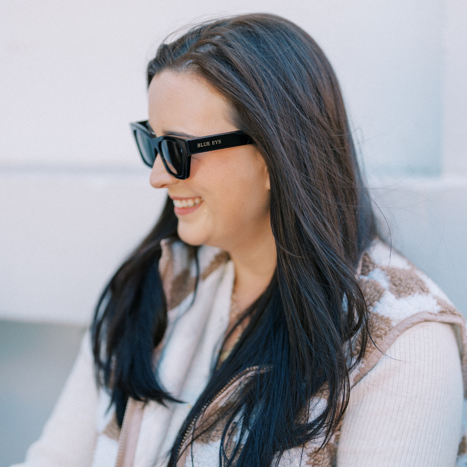 VIVIAN: MIDNIGHT BLACK